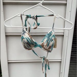NEVER WORN Crochet Bikini Top (made in USA)👙🌻